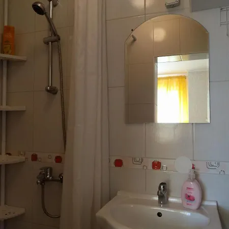 Golden-sea Apartment *